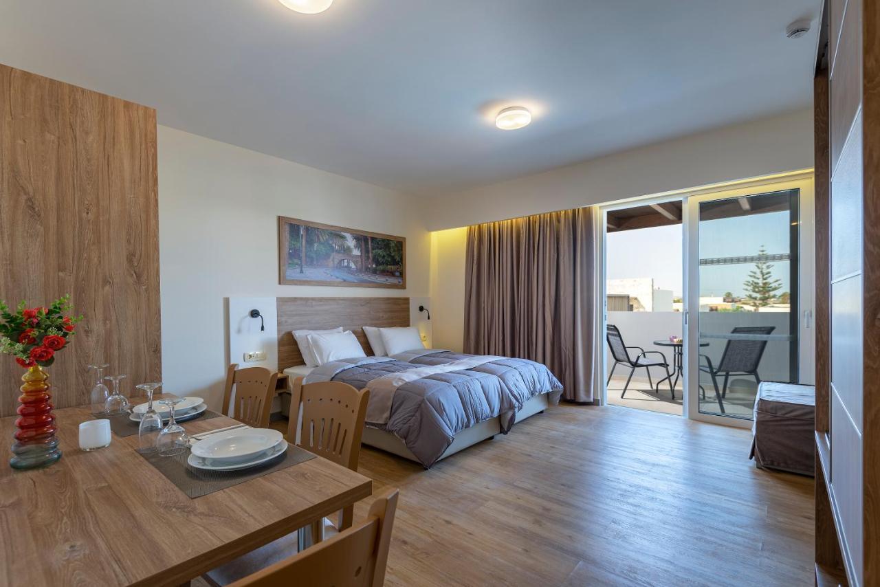 Pelopas Hotel Tigkaki  Bagian luar foto