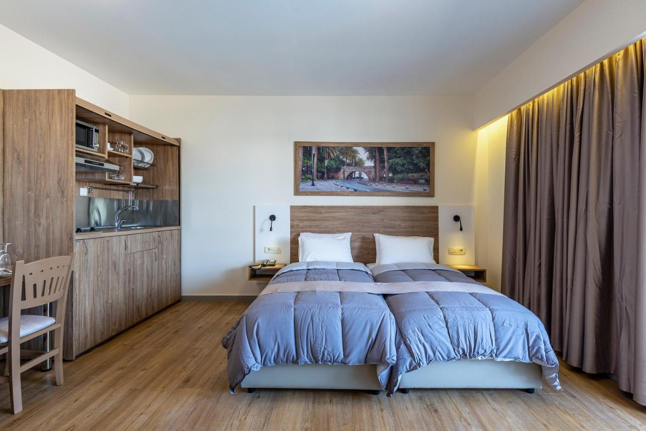 Pelopas Hotel Tigkaki  Bagian luar foto