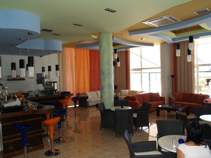 Pelopas Hotel Tigkaki  Bagian luar foto